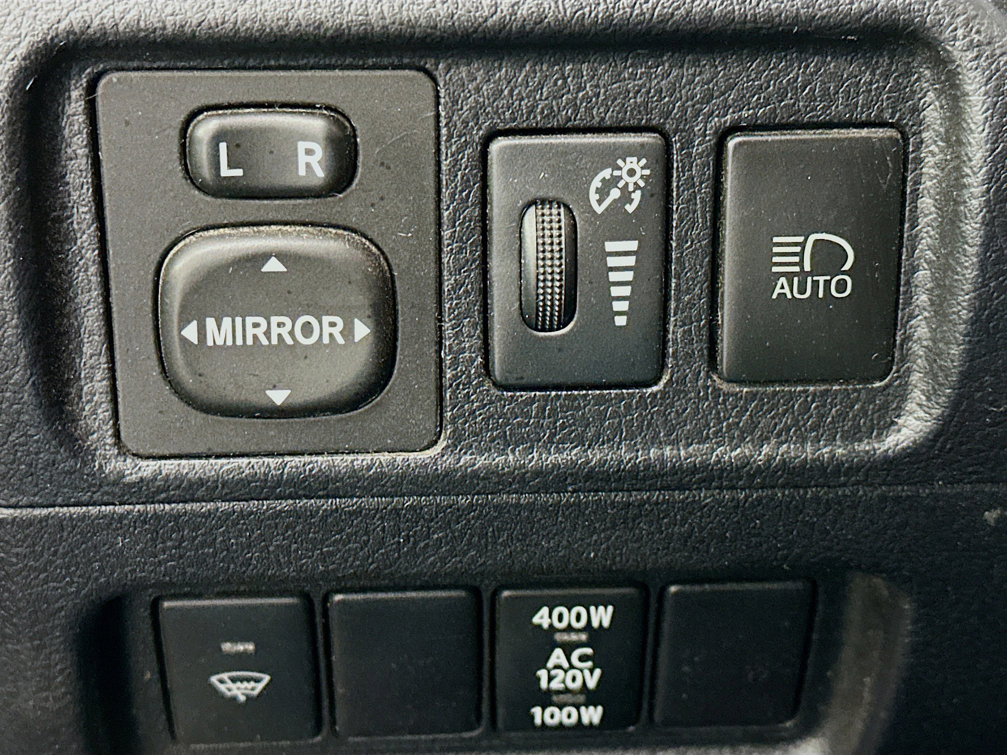 Used 2020 Toyota 4Runner TRD Off-Road image 17