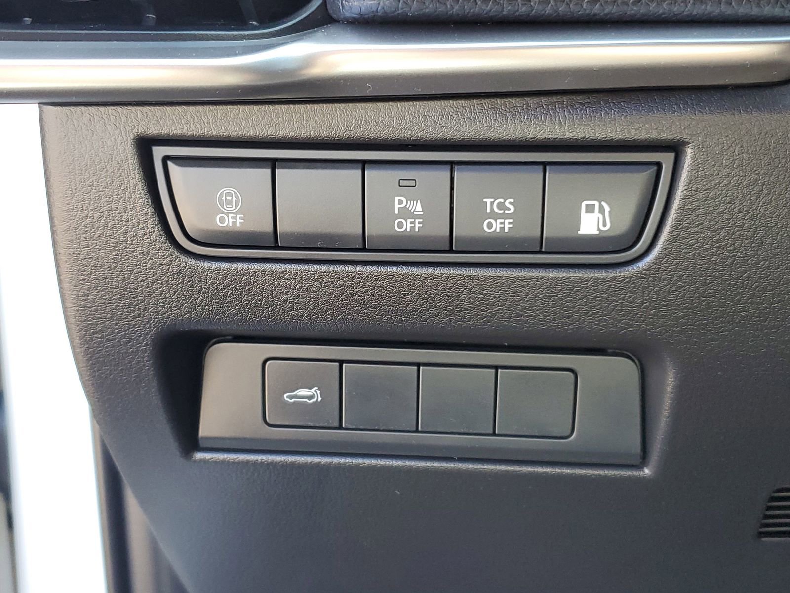Used 2025 MAZDA CX-90 Plug-In Hybrid w/ Preferred AWD/4WD image 25