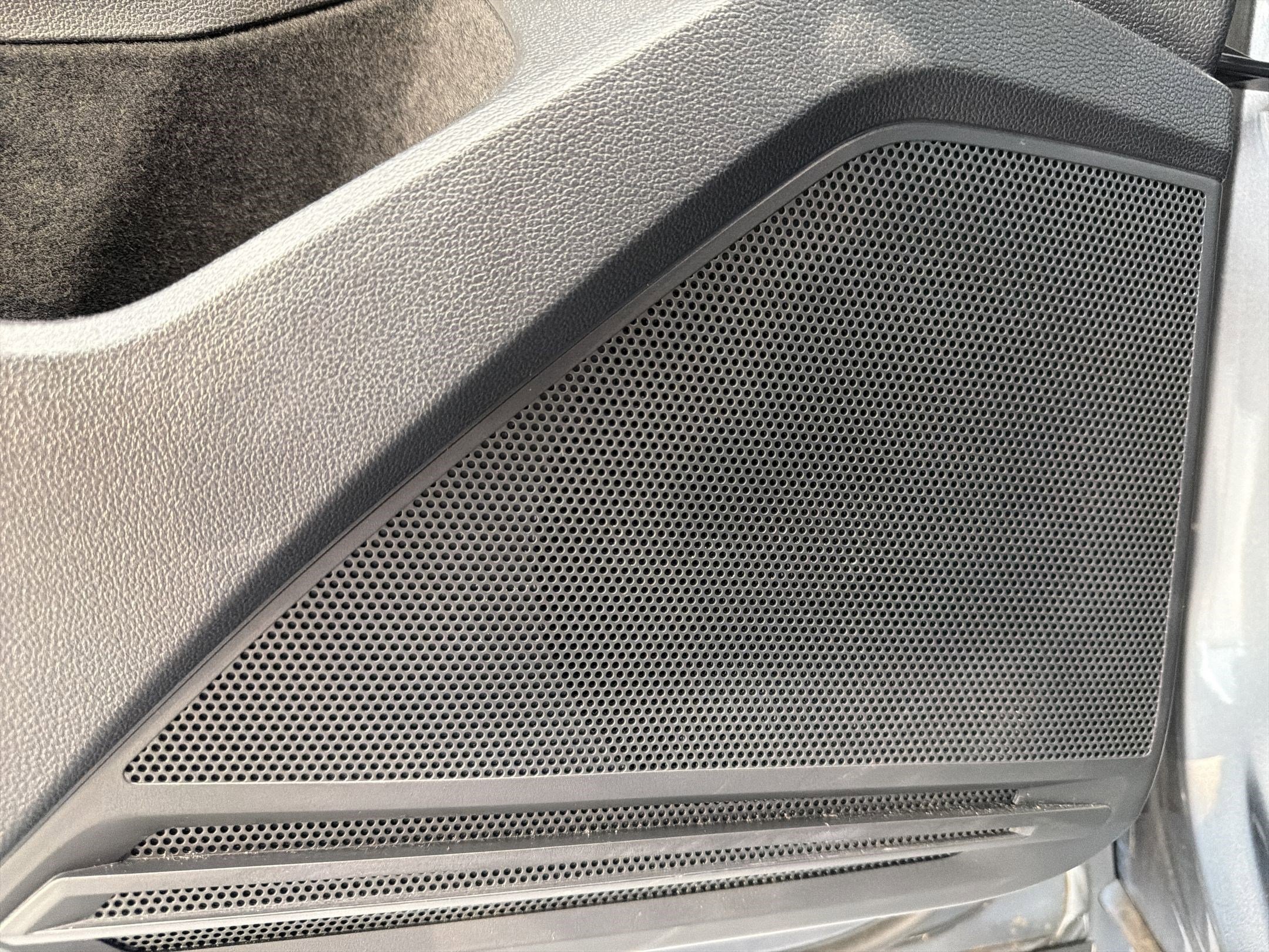 Used 2022 Volkswagen Tiguan S image 21