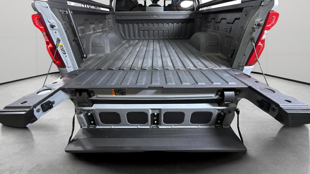 Used 2025 Chevrolet Silverado 1500 ZR2 w/ ZR2 Bison Edition image 30