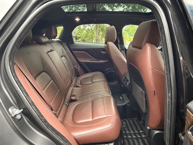 Used 2018 Jaguar F-PACE S AWD/4WD image 7