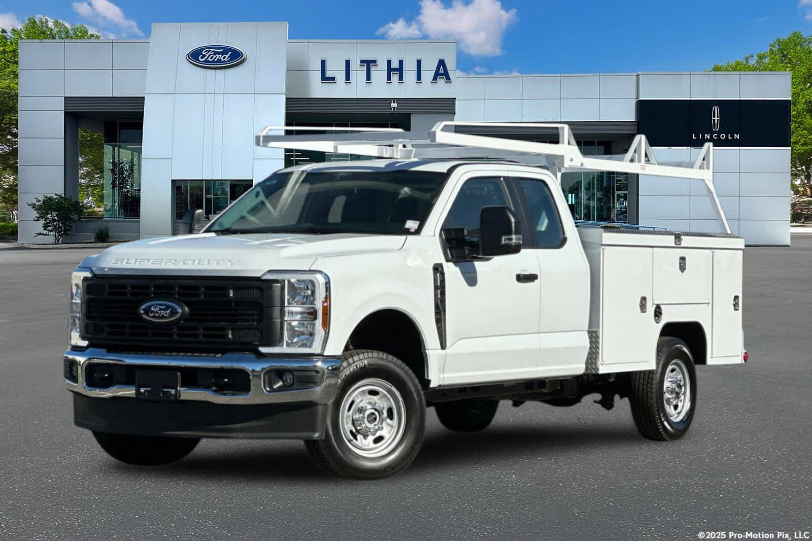 New 2026 Ford F350 XL w/ XL Chrome Package AWD/4WD image 1