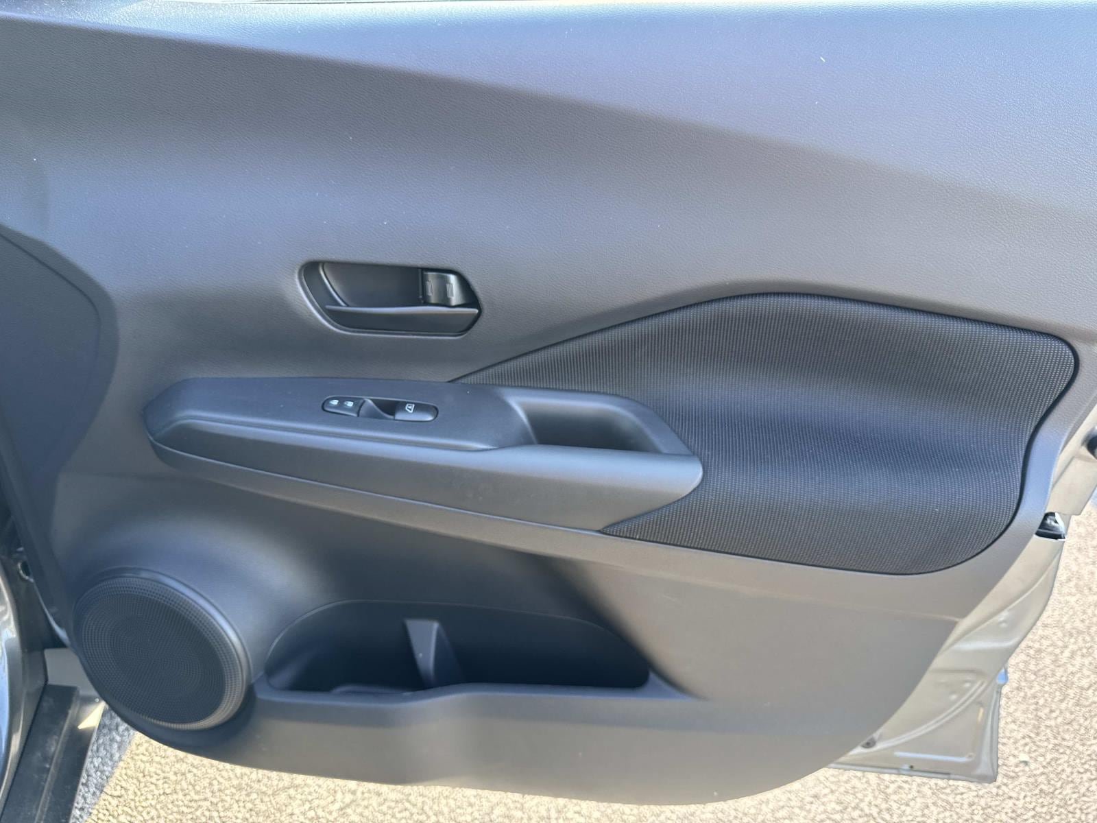 Used 2025 Nissan Kicks Play S FWD image 23
