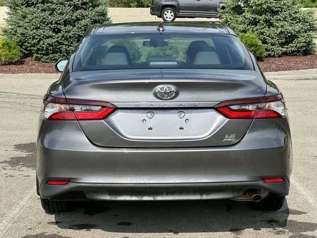 Used 2022 Toyota Camry LE AWD/4WD image 4