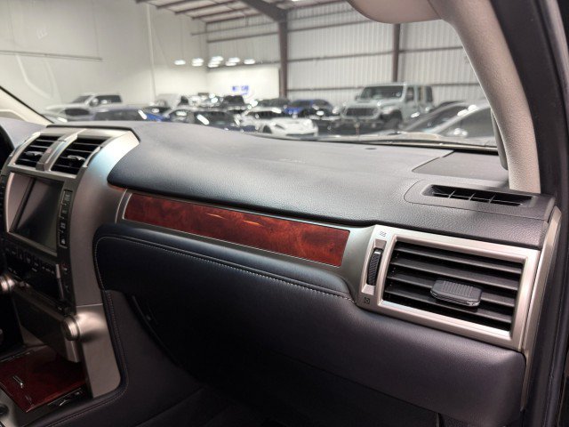 Used 2013 Lexus GX 460 Premium AWD/4WD image 16