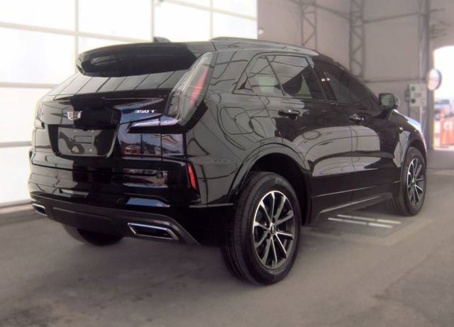 Used 2024 Cadillac XT4 Sport w/ Active Safety Package FWD image 2