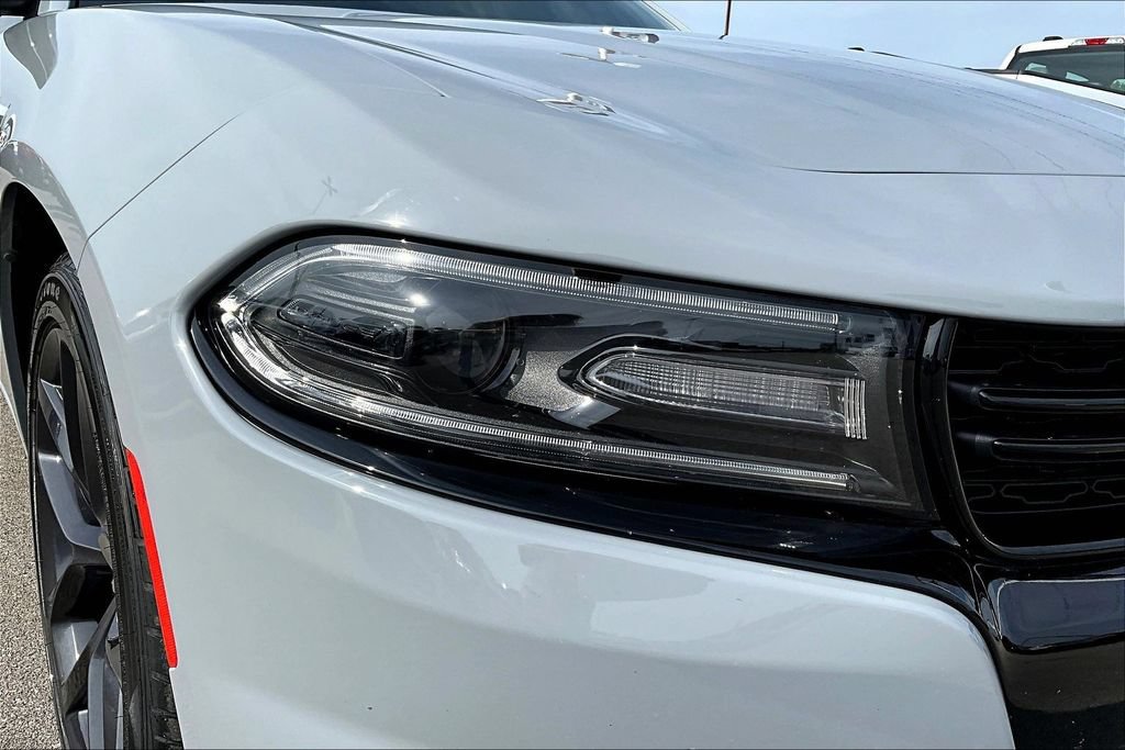 Used 2021 Dodge Charger SXT w/ Blacktop Package RWD image 31