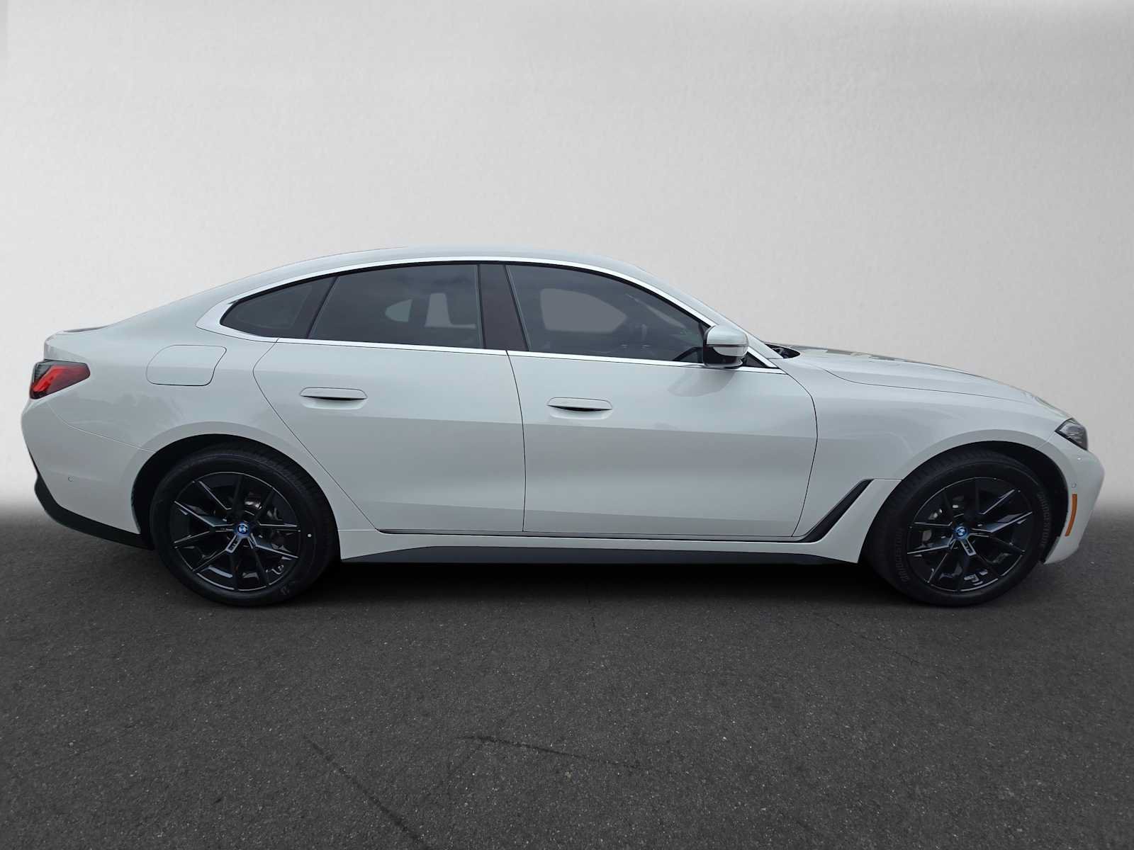 Used 2024 BMW i4 eDrive35 w/ Convenience Package RWD image 2