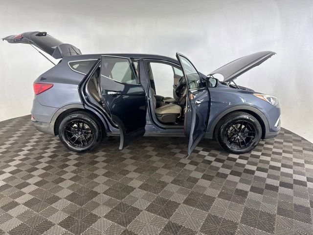 Used 2018 Hyundai Santa Fe Sport AWD/4WD image 16