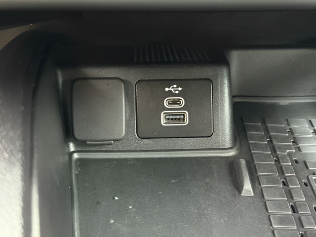 Used 2025 Ford Bronco Sport Badlands AWD/4WD image 13