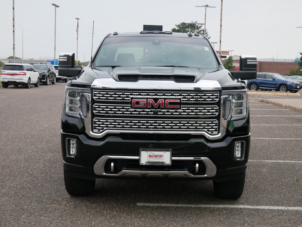 Used 2023 GMC Sierra 3500 Denali AWD/4WD image 4