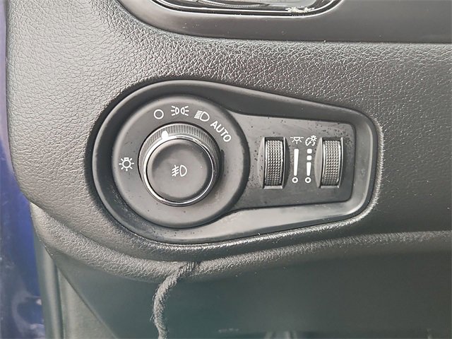 Used 2020 Jeep Renegade Altitude image 17
