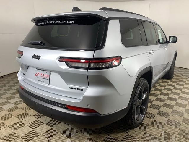 Used 2023 Jeep Grand Cherokee L Limited w/ Black Appearance Package image 6