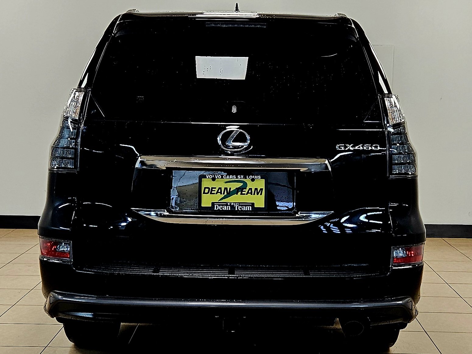 Used 2023 Lexus GX 460 Premium w/ Accessory Package image 7