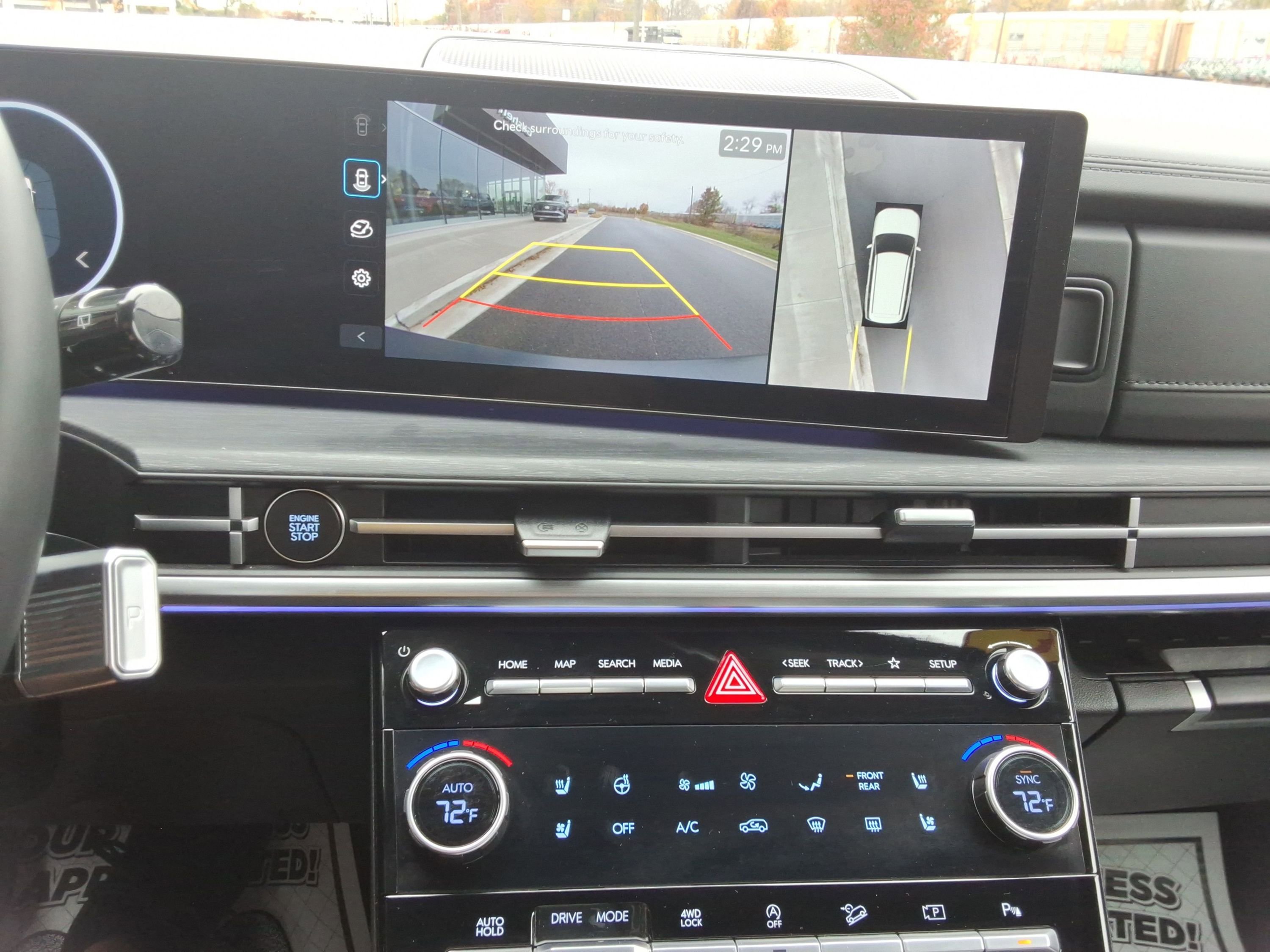 Used 2025 Hyundai Santa Fe Limited image 17