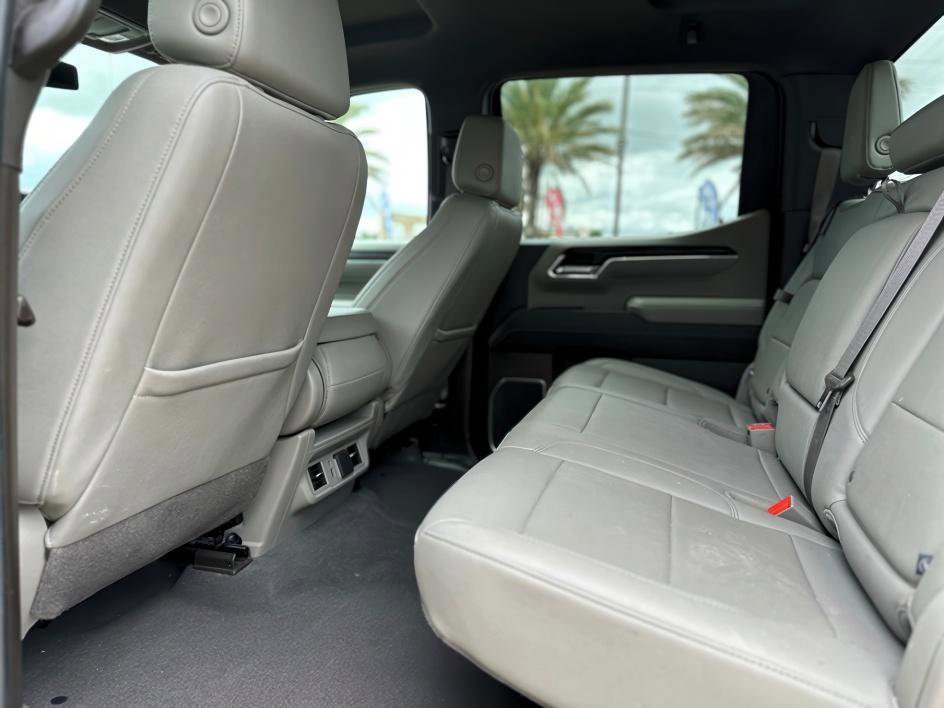 Used 2024 GMC Sierra 1500 SLT image 18