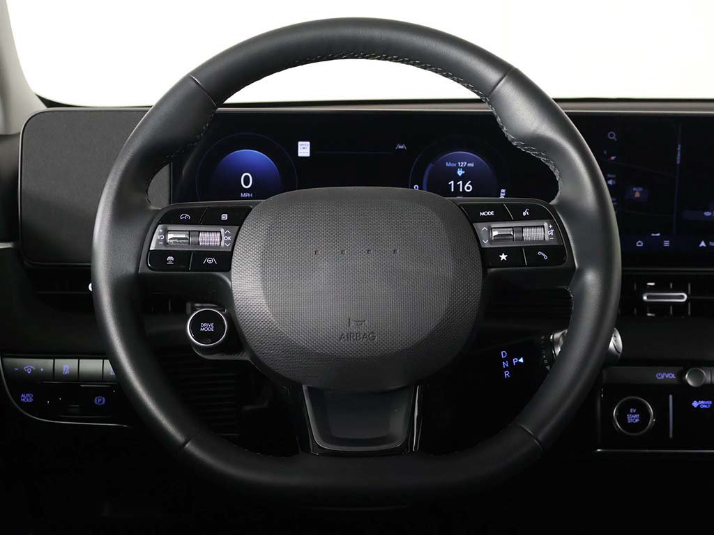 Used 2025 Hyundai Ioniq 5 SE RWD image 35
