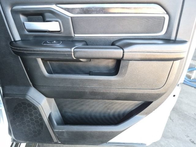 Used 2024 RAM 2500 Big Horn AWD/4WD image 36