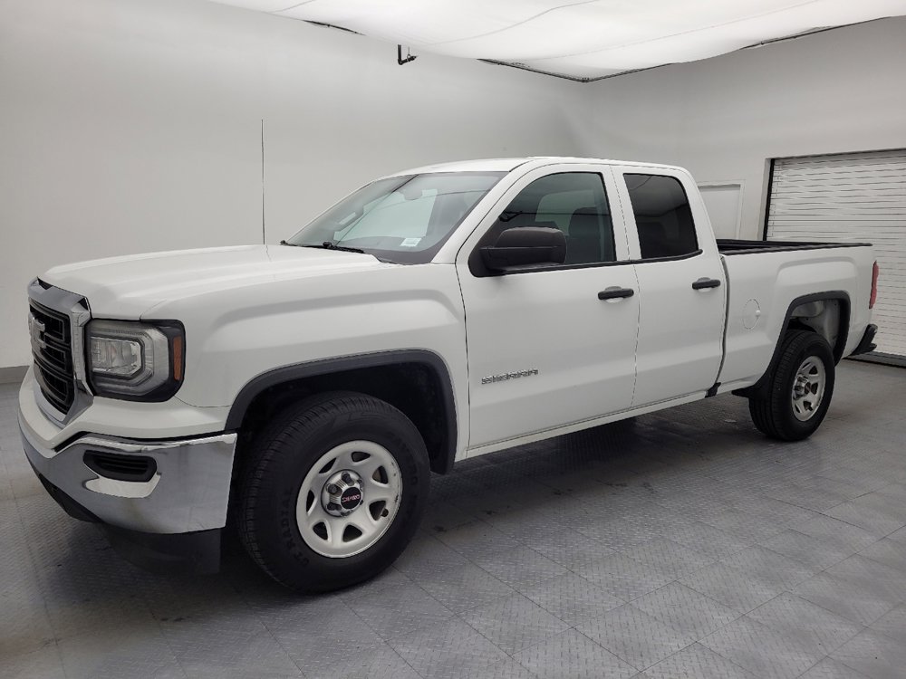 Used 2019 GMC Sierra 1500 Limited w/ Sierra Convenience Package AWD/4WD image 2