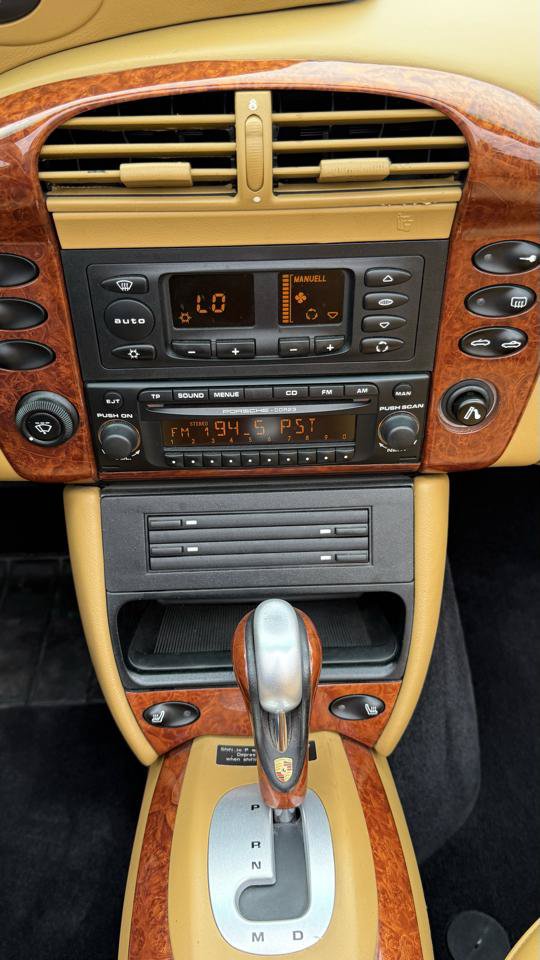 Used 2003 Porsche 911 Carrera RWD image 46
