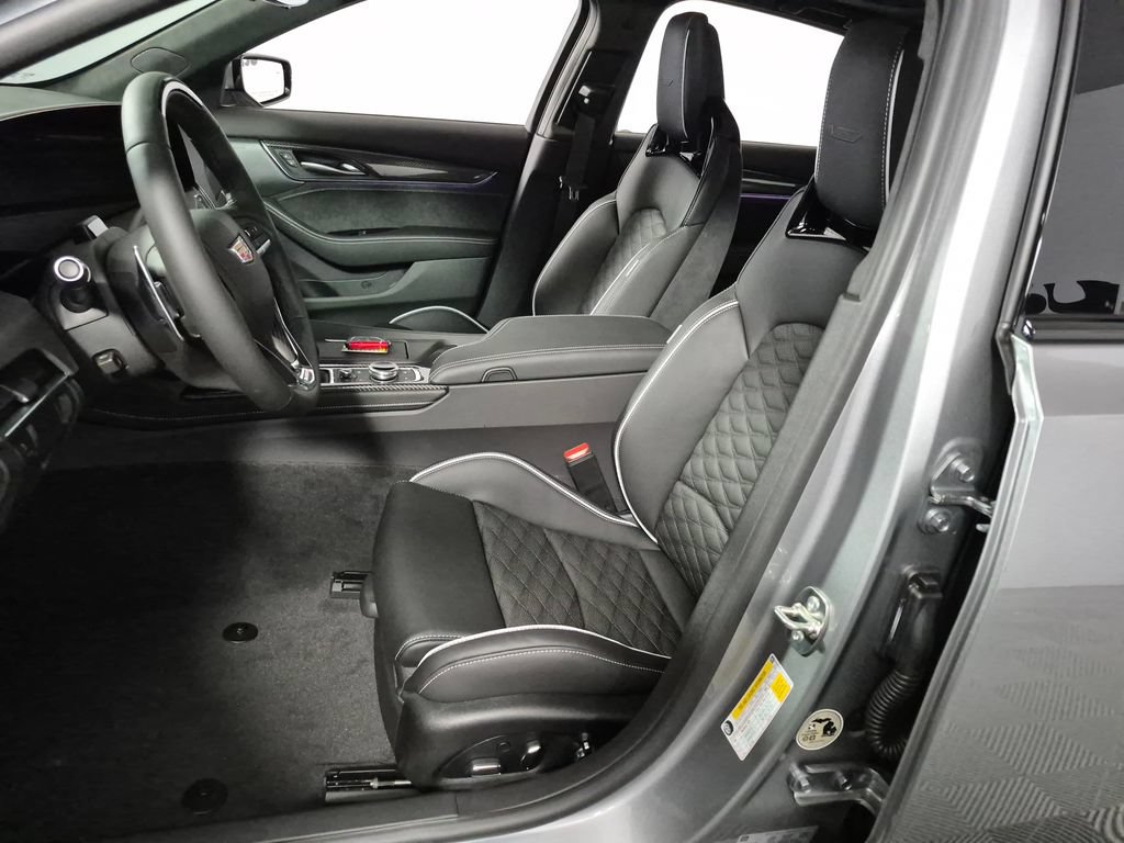 New 2026 Cadillac CT5 V w/ Technology Package AWD/4WD image 9