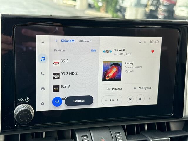 Used 2025 Toyota RAV4 XLE Premium image 23