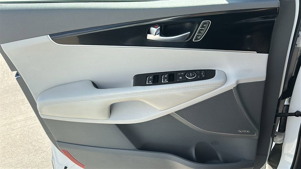 Used 2017 Kia Sorento SX image 20