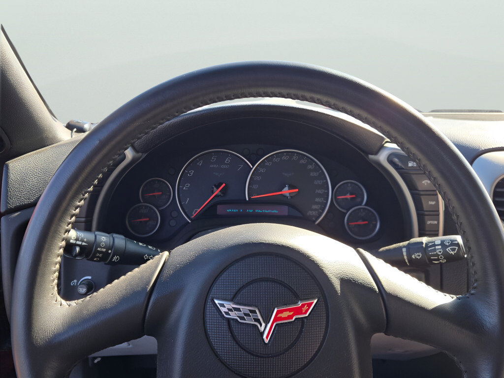 Used 2005 Chevrolet Corvette Convertible w/ Preferred Equipment Group RWD image 26