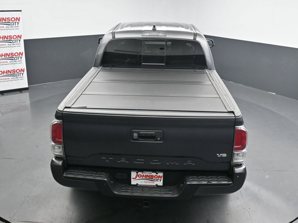 Used 2022 Toyota Tacoma TRD Off-Road w/ Technology Package image 30
