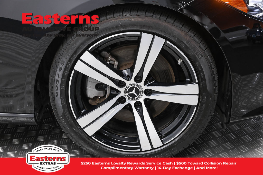 Used 2022 Mercedes-Benz C 300 4MATIC Sedan image 30