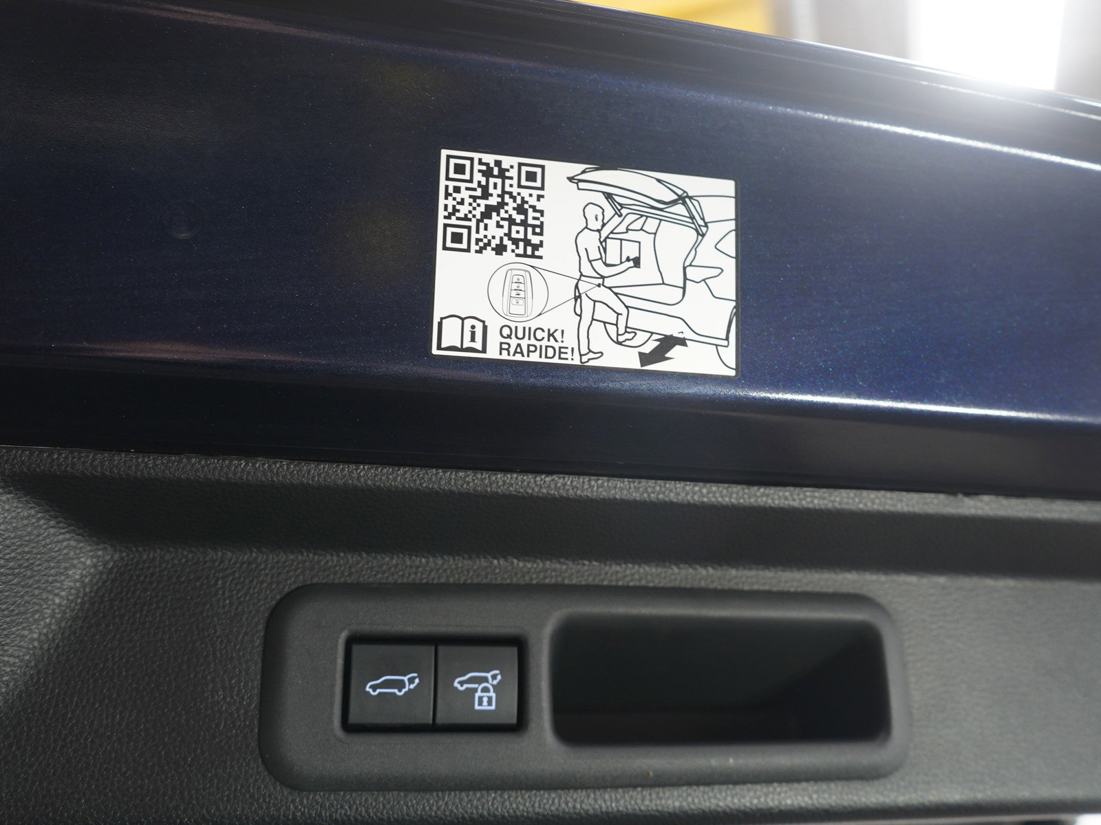 Used 2024 Toyota Sequoia Platinum image 12