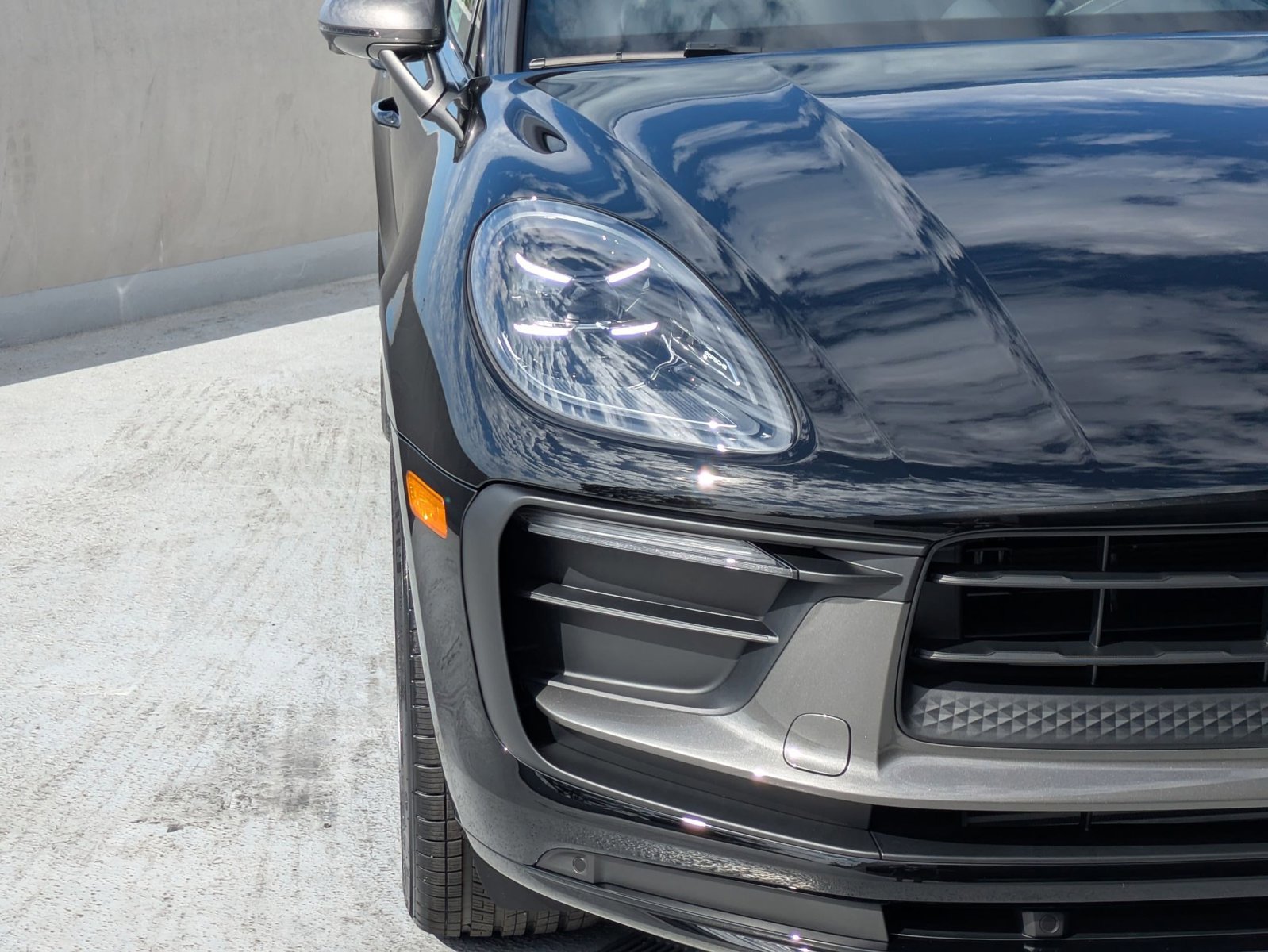 New 2026 Porsche Macan Turbo image 12
