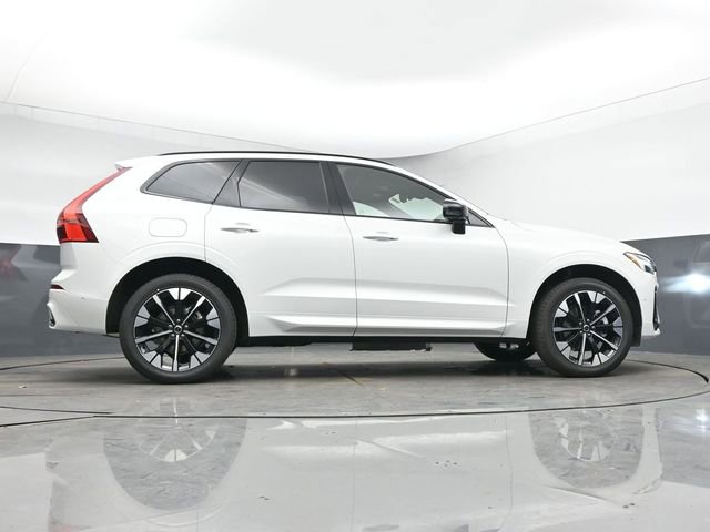 New 2026 Volvo XC60 B5 Plus w/ Protection Package Premier image 44