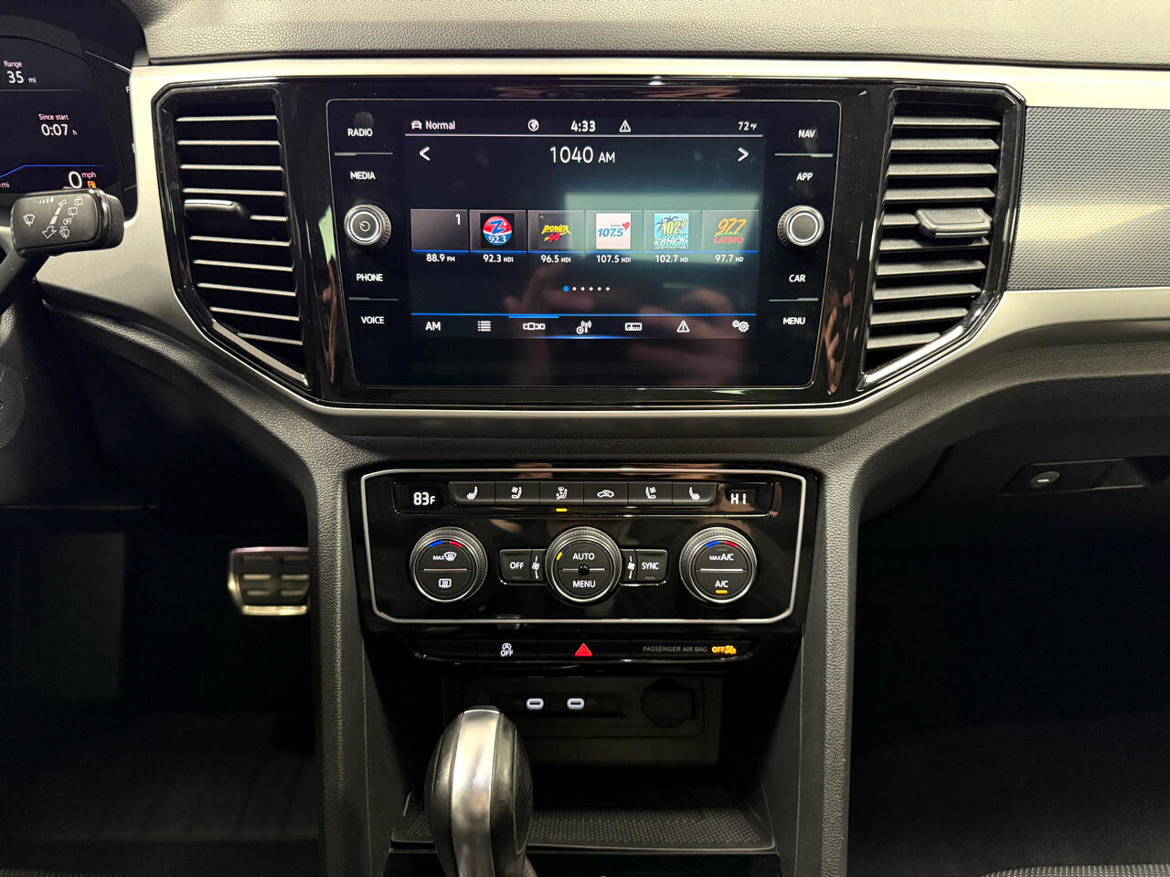 Used 2021 Volkswagen Atlas Cross Sport SEL Premium image 19