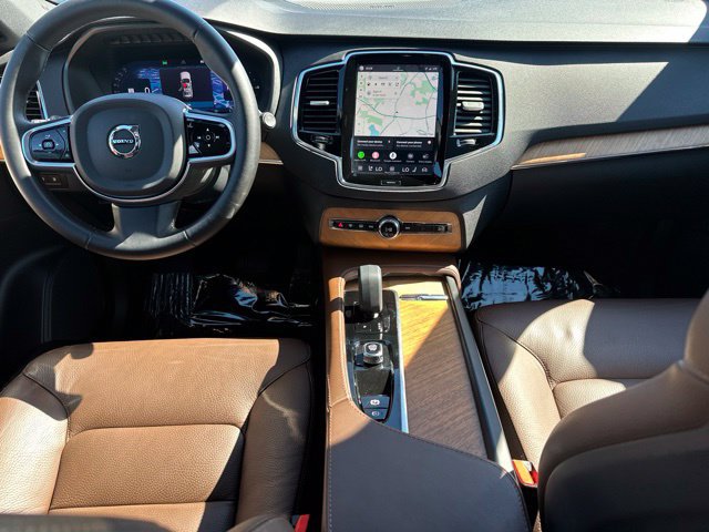 Certified 2024 Volvo XC90 T8 Plus w/ Protection Package AWD/4WD image 16
