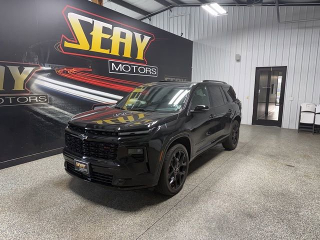 Used 2024 Chevrolet Traverse RS w/ LPO, Floor Liner Package image 1