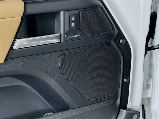 New 2026 Land Rover Defender 110 S image 21