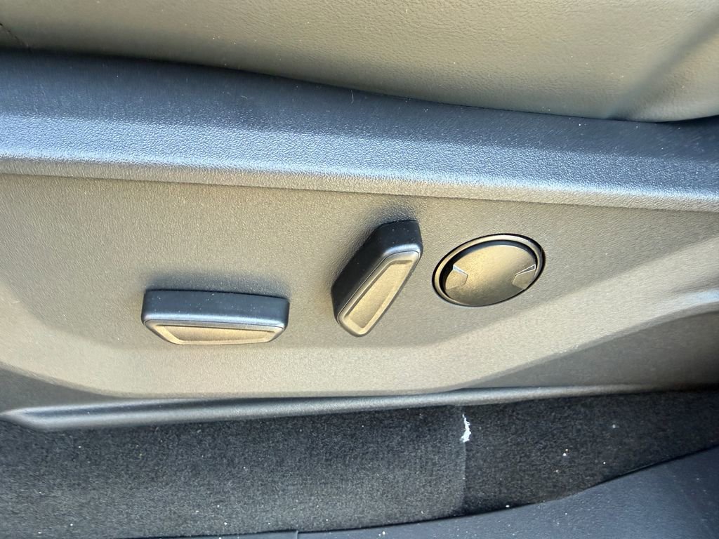 New 2026 Ford Expedition Active image 22