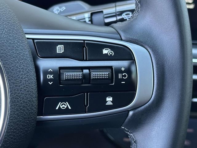 Used 2025 Kia K5 GT-Line w/ GT-Line Premium Package image 25