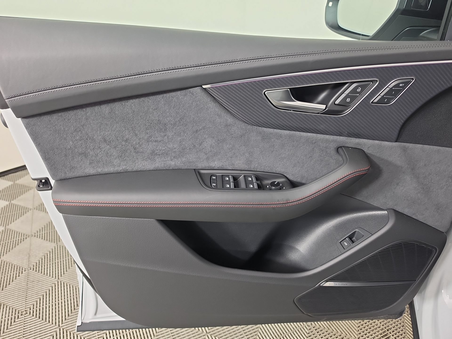 New 2026 Audi SQ8 Prestige AWD/4WD image 17