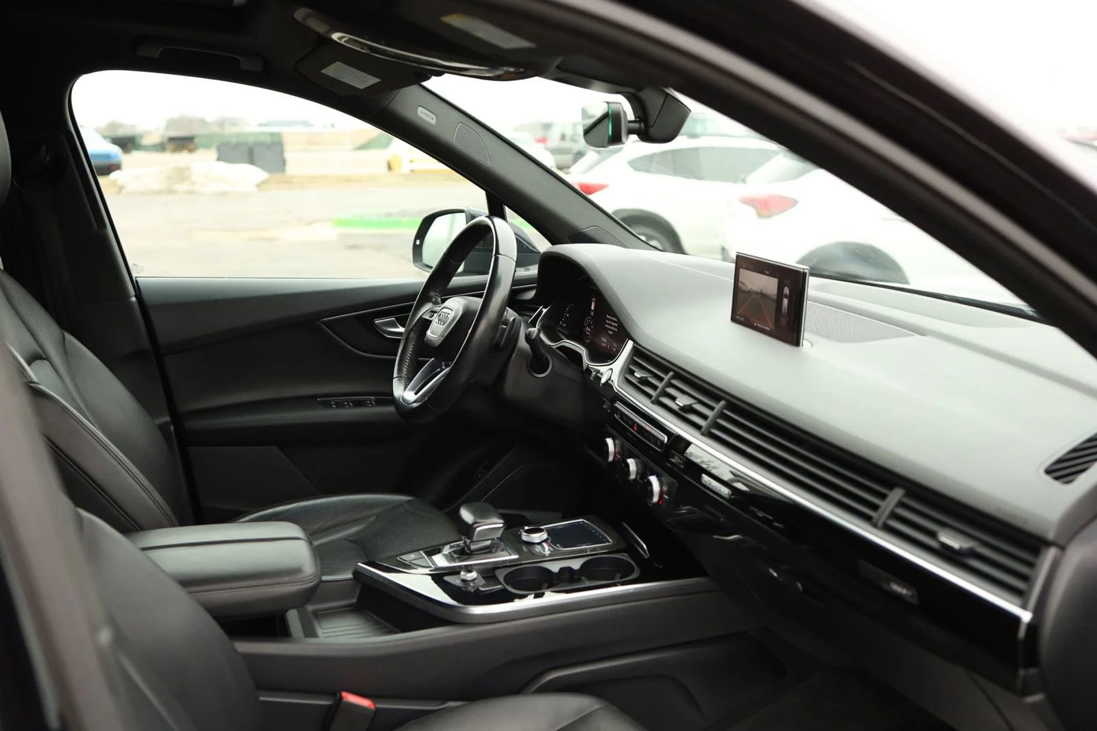 Used 2017 Audi Q7 3.0T Premium Plus w/ Premium Plus Package image 58