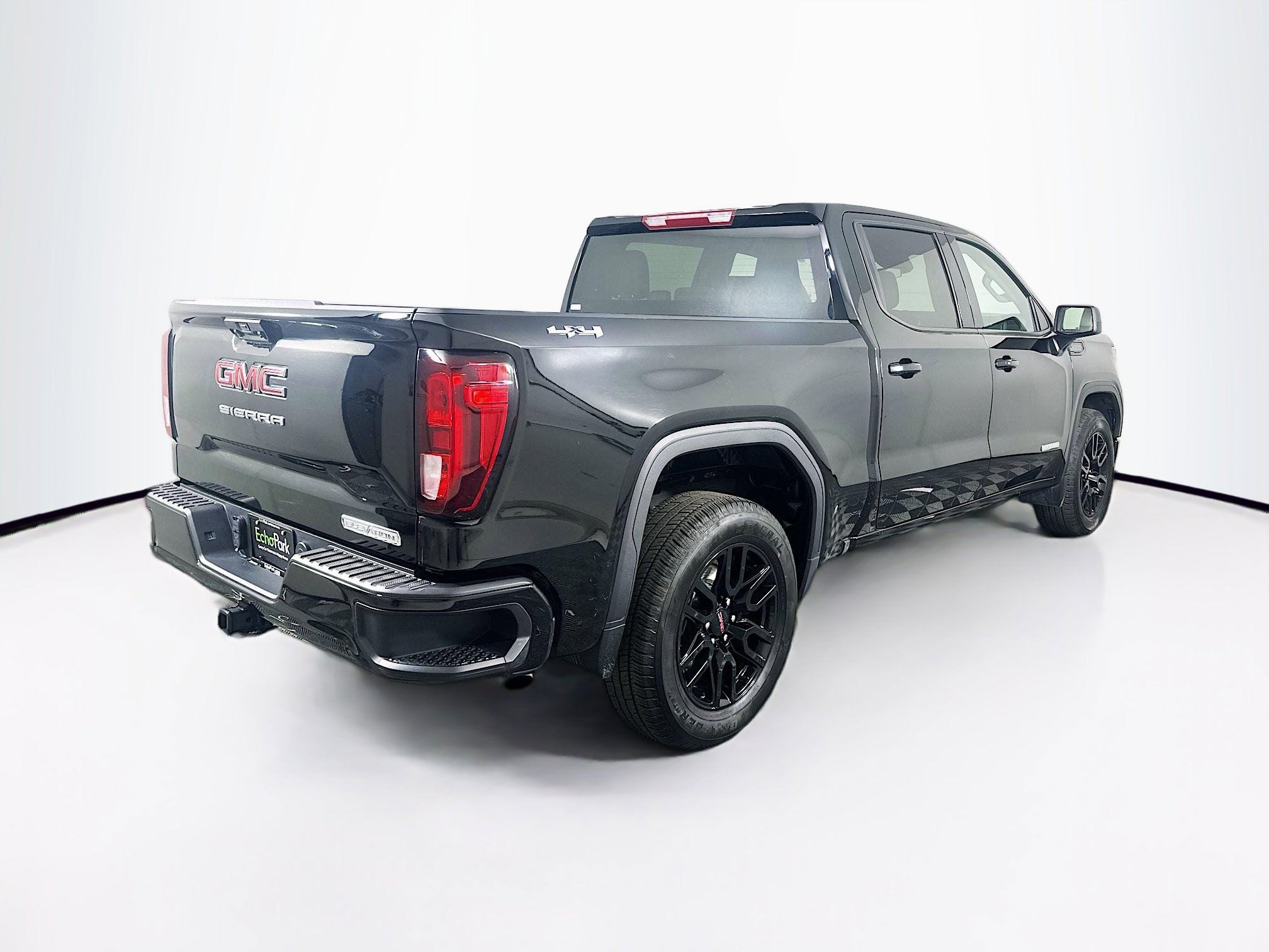 Used 2024 GMC Sierra 1500 Elevation image 9
