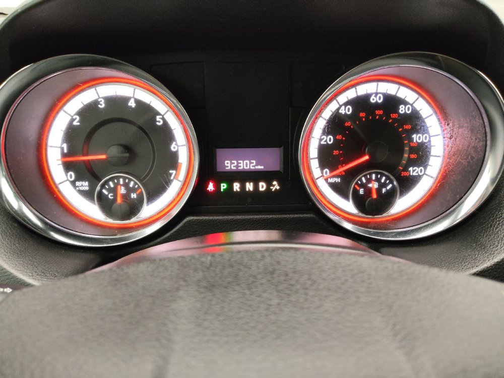 Used 2019 Dodge Grand Caravan SXT FWD image 23