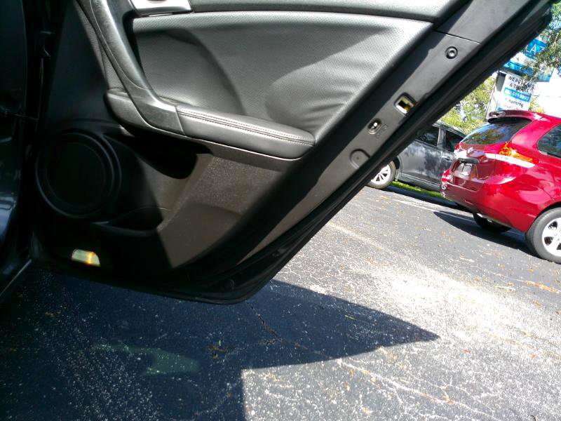 Used 2013 Acura TSX Sedan image 24