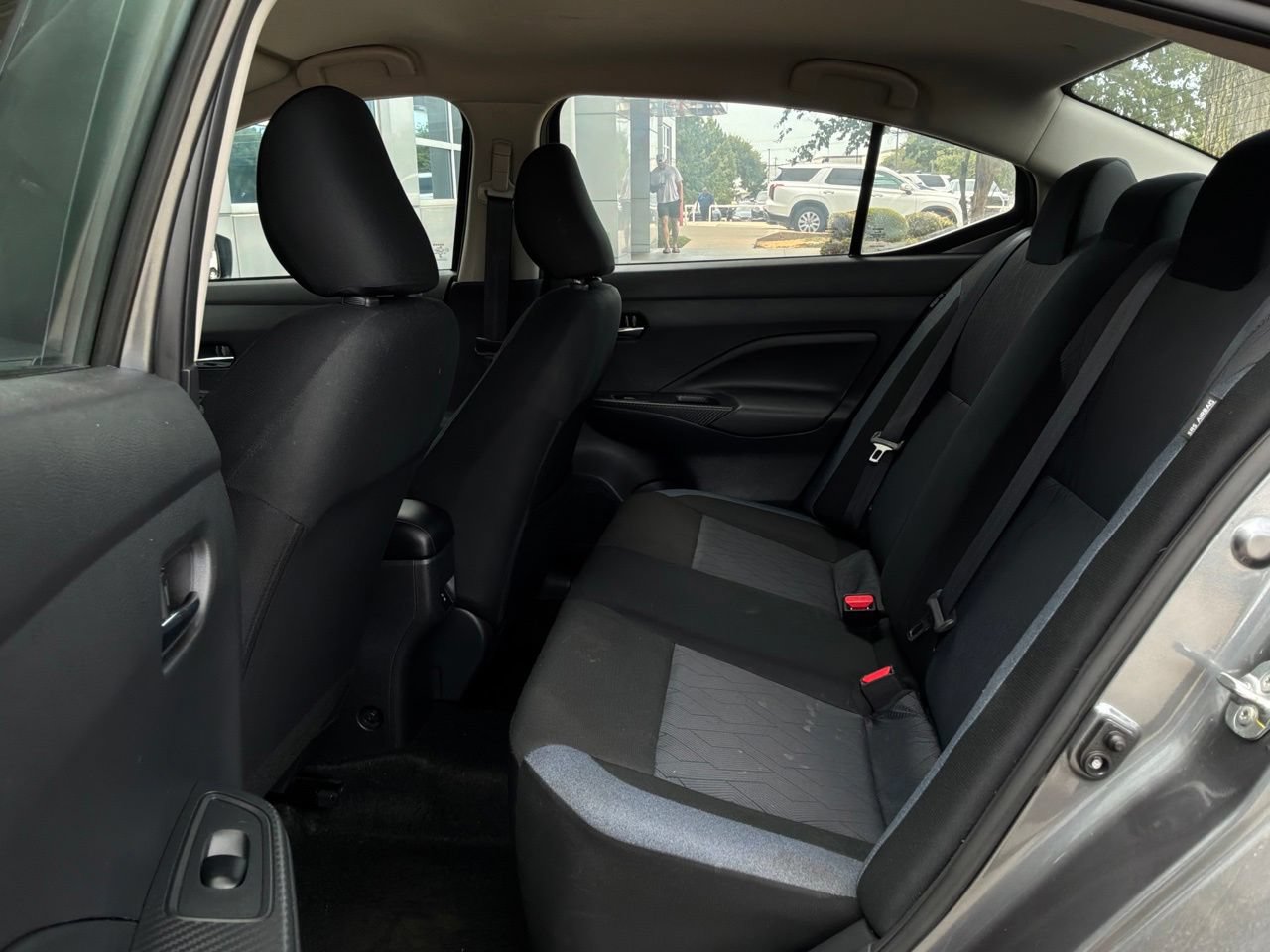 Used 2025 Nissan Versa SV FWD image 12
