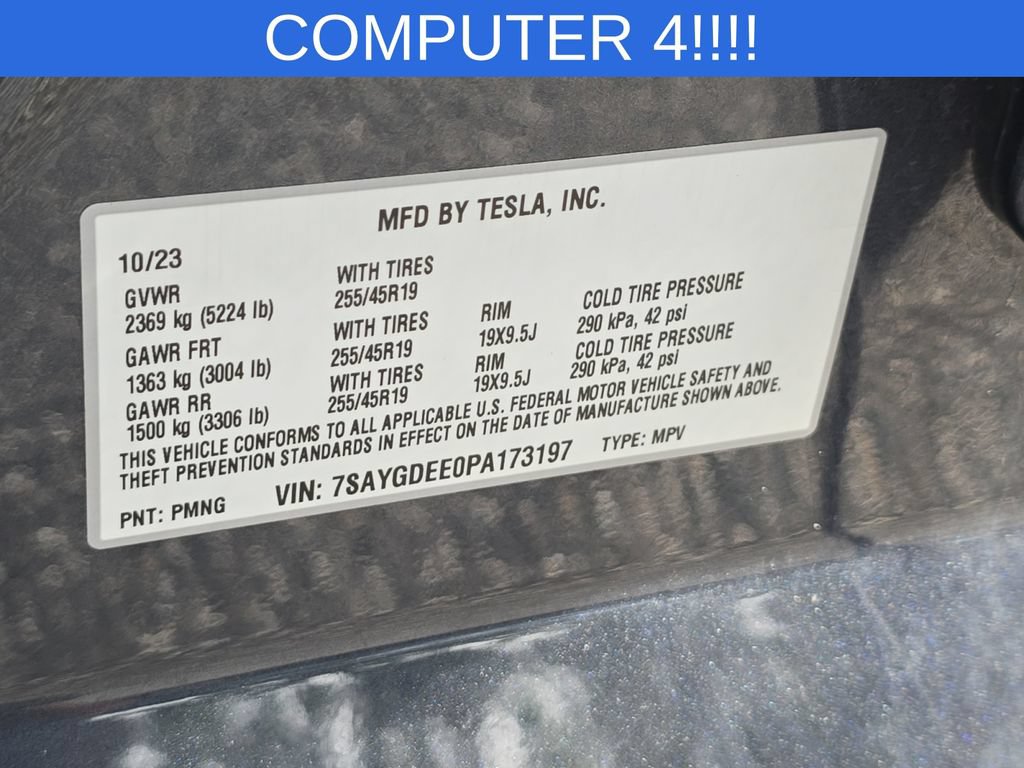 Used 2023 Tesla Model Y Long Range AWD/4WD image 23