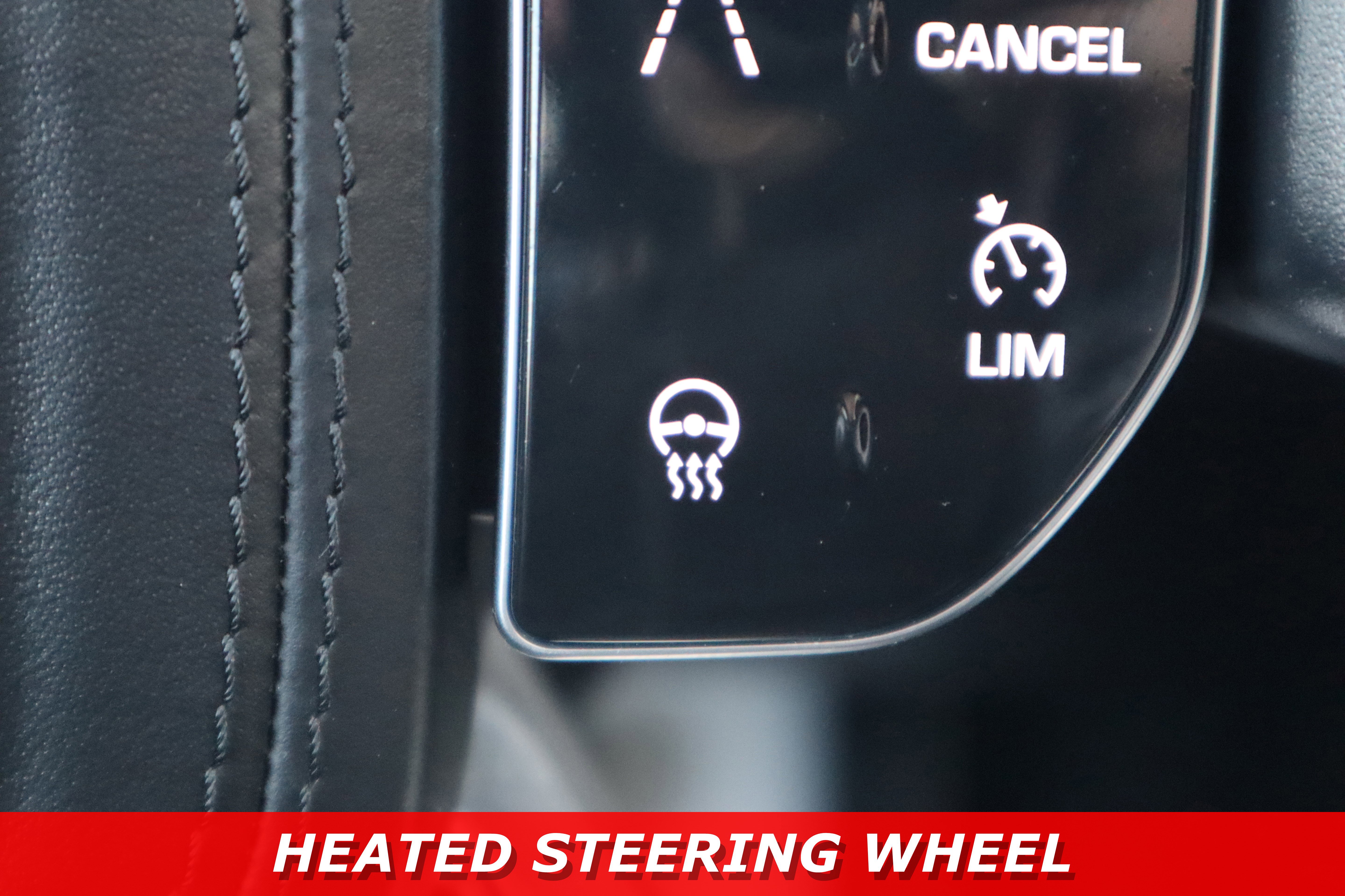 Used 2020 Land Rover Range Rover HSE image 25
