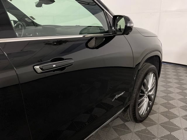 Used 2025 Buick Enclave Avenir w/ Super Cruise Package FWD image 9