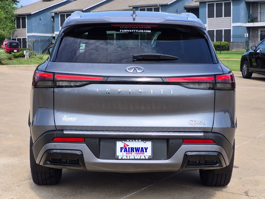 Used 2023 INFINITI QX60 Luxe w/ Cargo Package FWD image 5