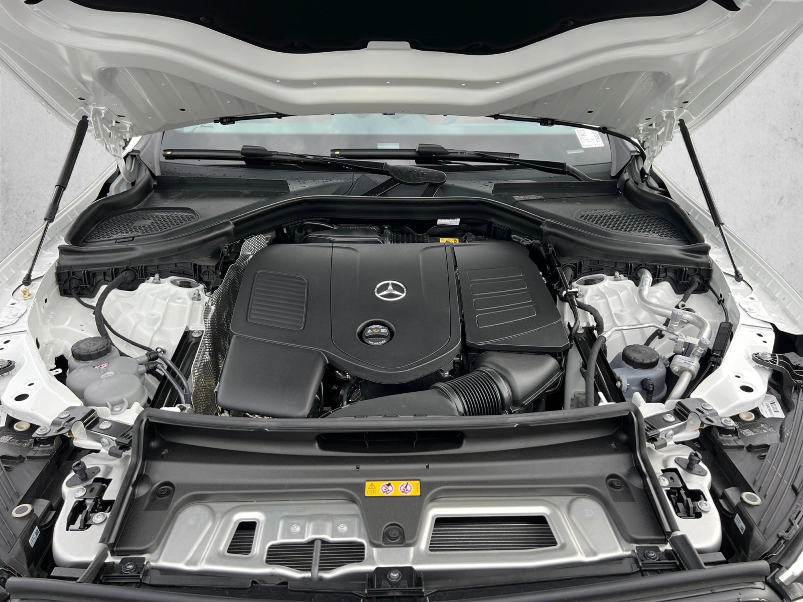 New 2026 Mercedes-Benz GLC 300 4MATIC image 18